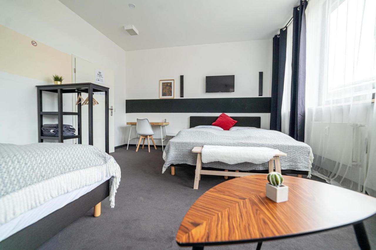 Full House Hostel Nurnberg - Shared Bath & Kitchen Exterior photo