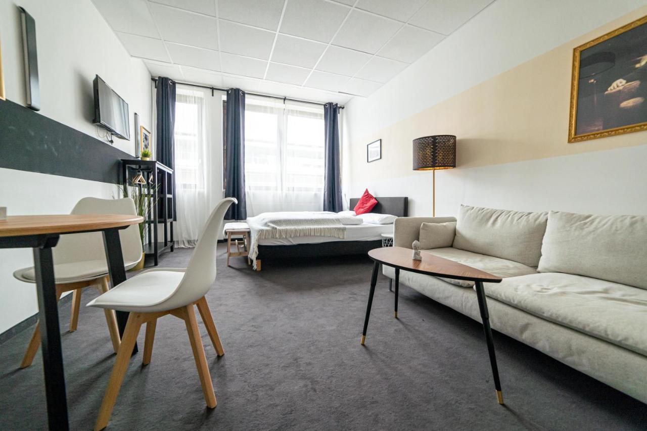 Full House Hostel Nurnberg - Shared Bath & Kitchen Exterior photo