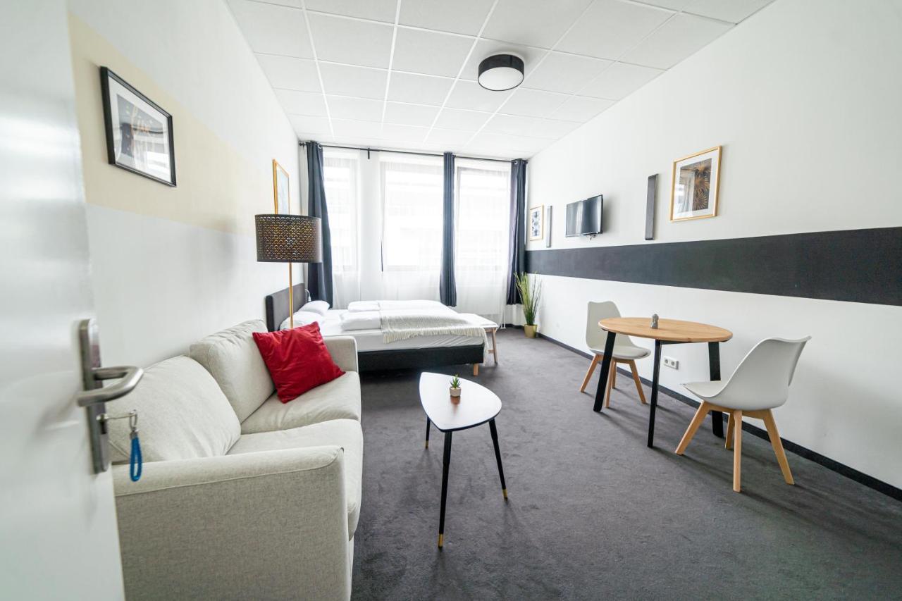 Full House Hostel Nurnberg - Shared Bath & Kitchen Exterior photo