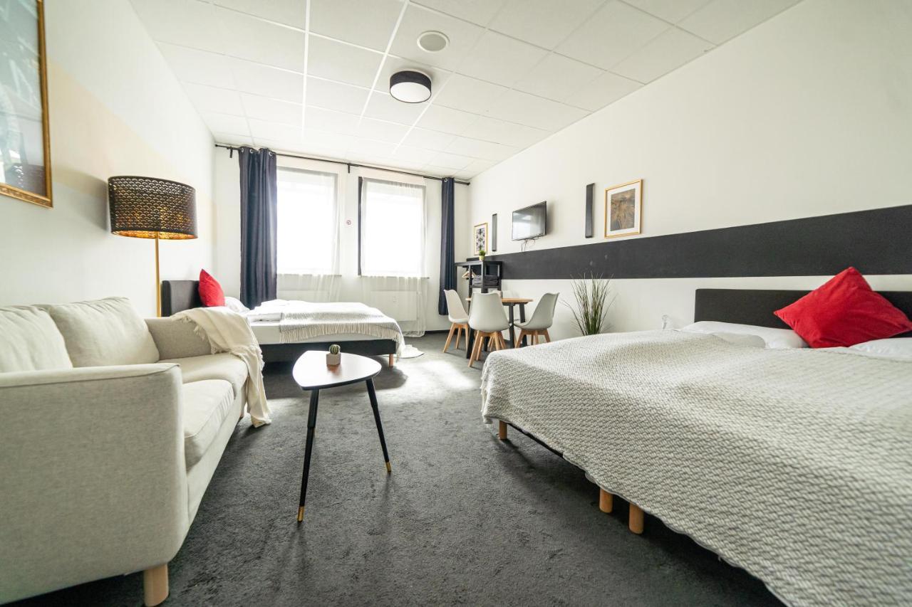 Full House Hostel Nurnberg - Shared Bath & Kitchen Exterior photo