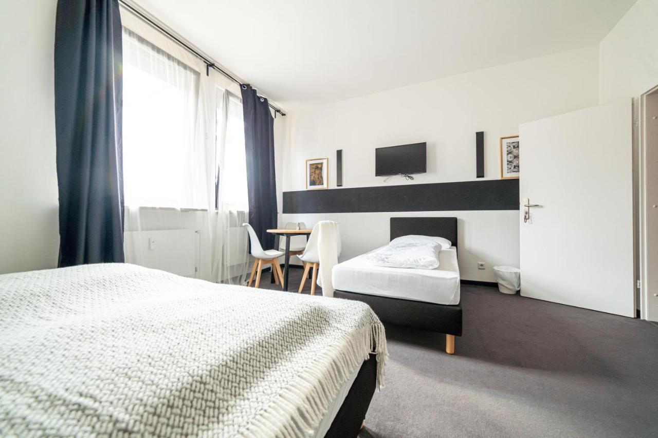 Full House Hostel Nurnberg - Shared Bath & Kitchen Exterior photo