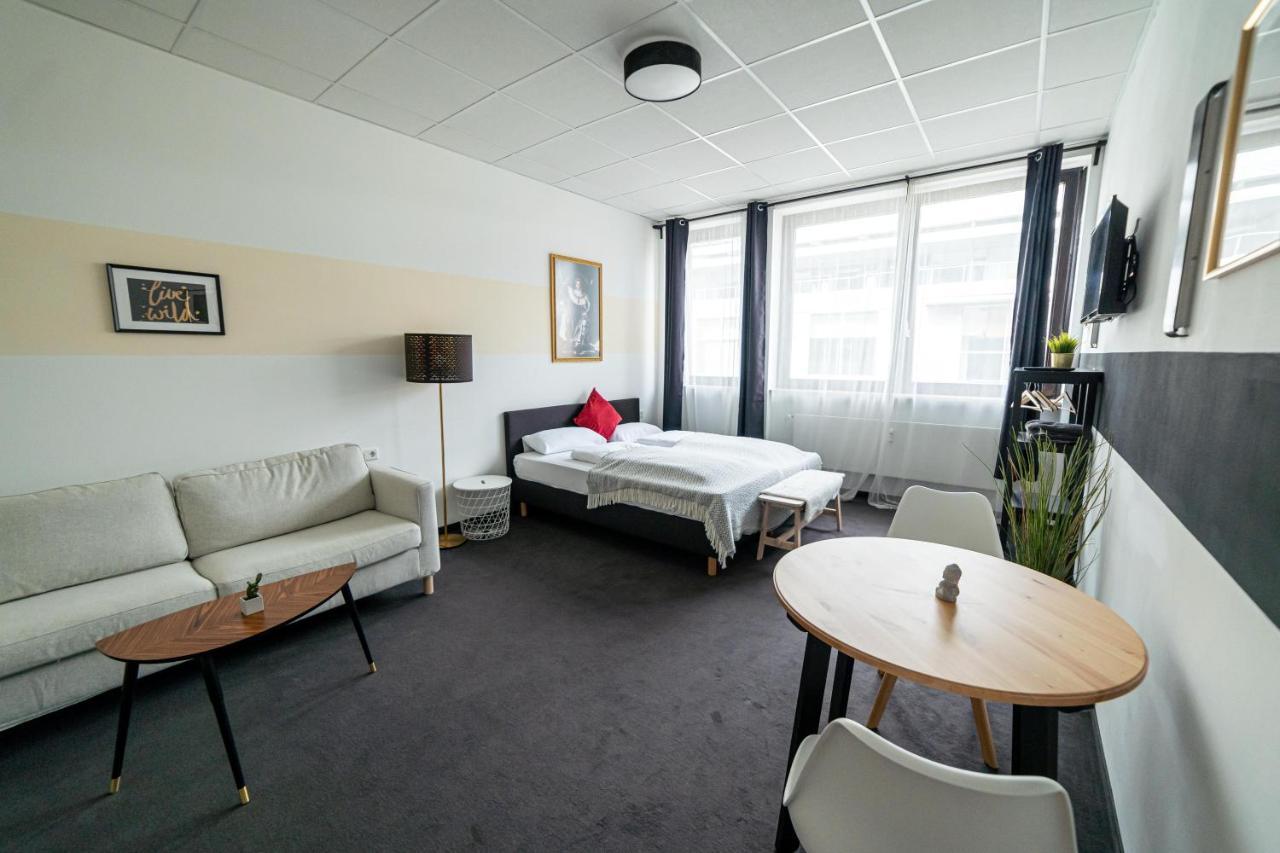 Full House Hostel Nurnberg - Shared Bath & Kitchen Exterior photo