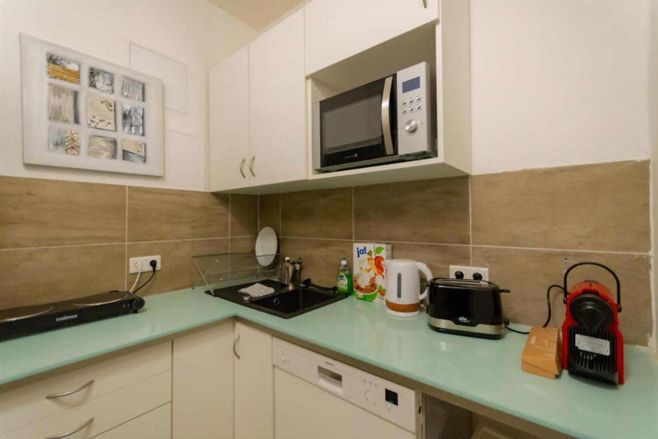 Full House Hostel Nurnberg - Shared Bath & Kitchen Exterior photo