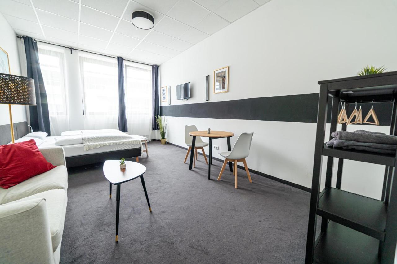 Full House Hostel Nurnberg - Shared Bath & Kitchen Exterior photo