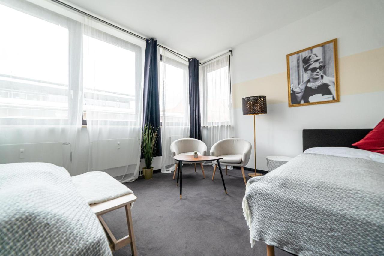 Full House Hostel Nurnberg - Shared Bath & Kitchen Exterior photo