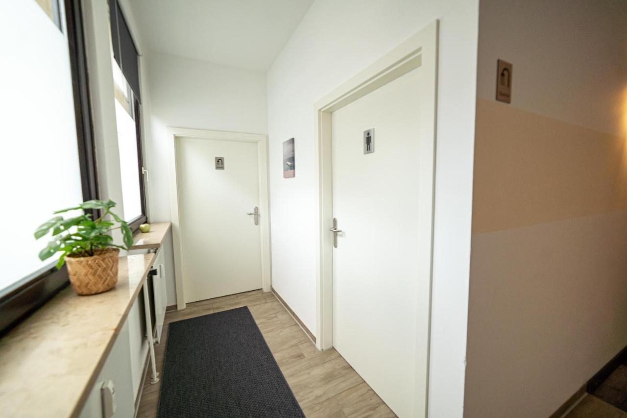 Full House Hostel Nurnberg - Shared Bath & Kitchen Exterior photo