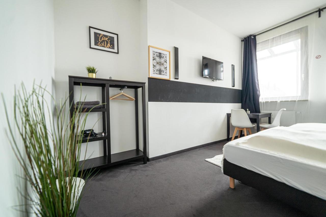 Full House Hostel Nurnberg - Shared Bath & Kitchen Exterior photo